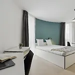 - Aparthotel Noisy-le-Grand